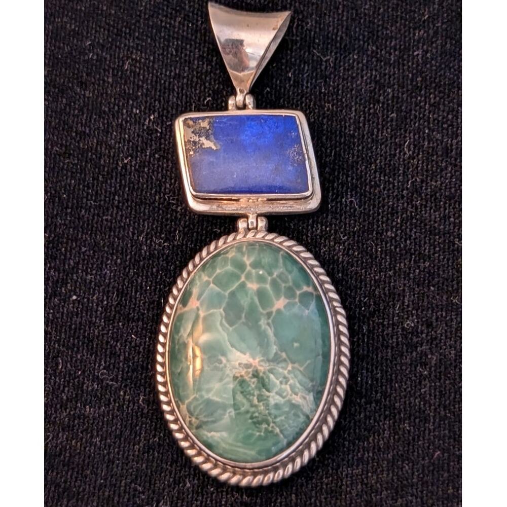Vintage Native American Green Marbled Stone & Blue Lapiz Hinged 925 Pendant